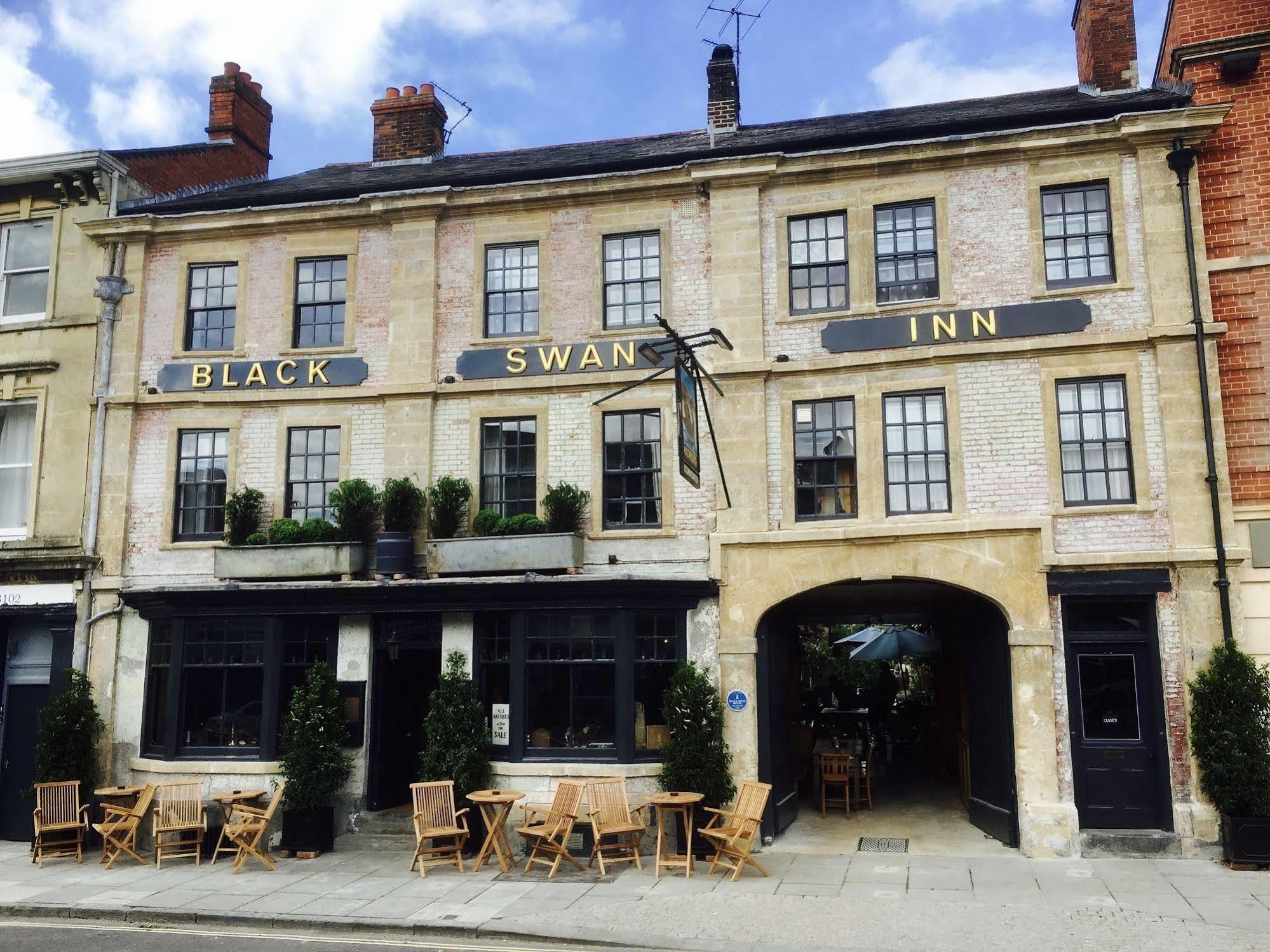 Black Swan Hotel Devizes Dış mekan fotoğraf