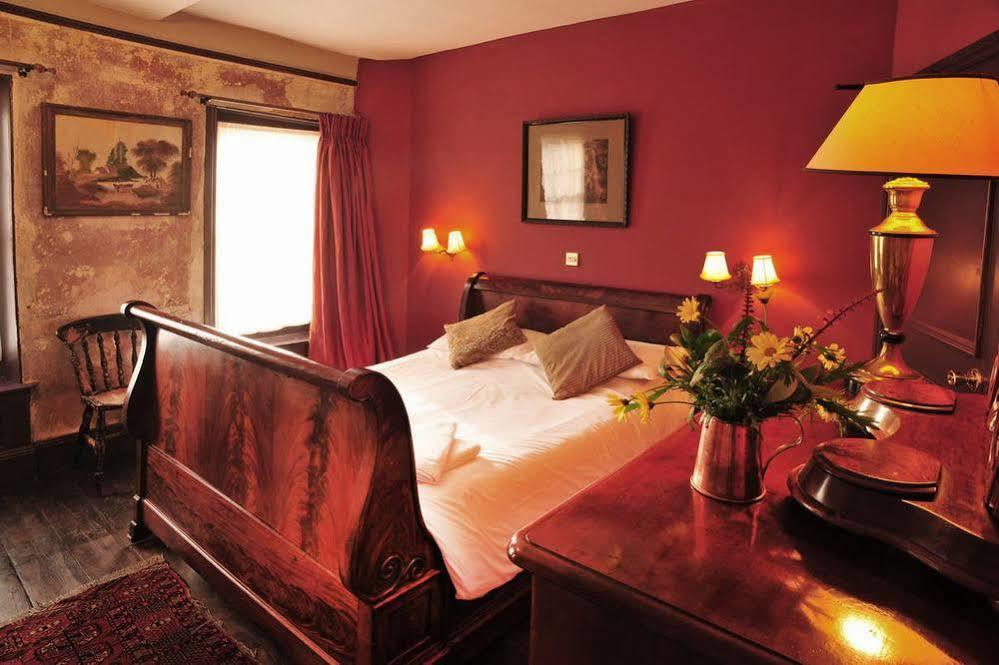 Black Swan Hotel Devizes Dış mekan fotoğraf